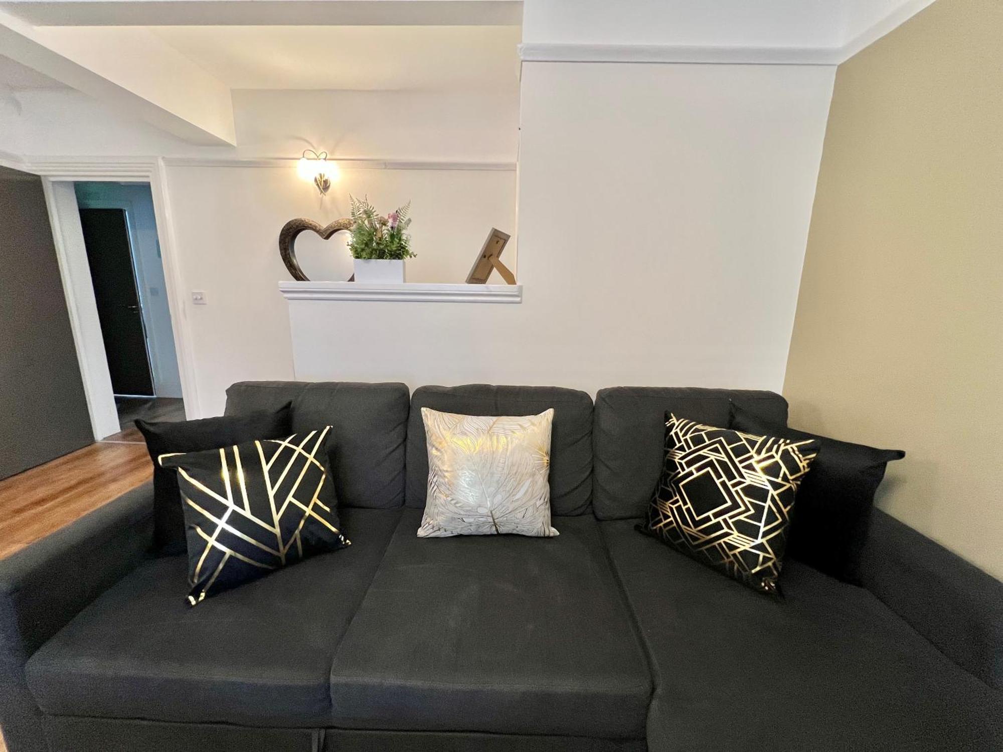 Large Family-Friendly 2Bd Glastonbury Retreat, Sleeps 5 Exterior photo